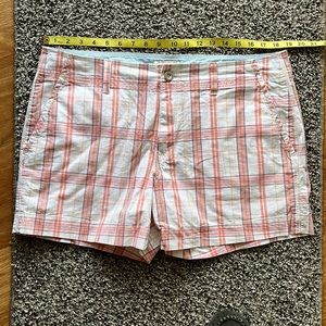 Levi’s plaid Shorts
